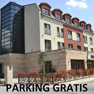 Zakliki Hotel